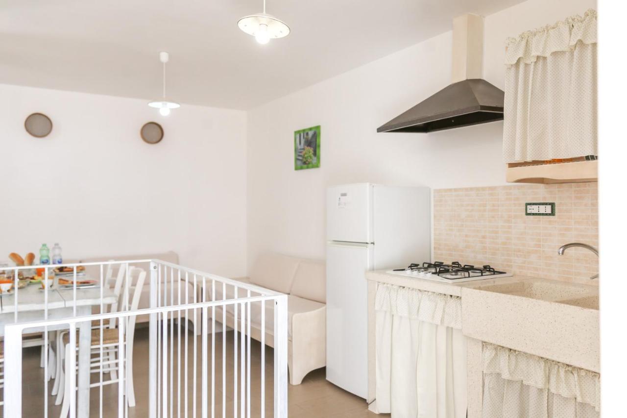 Blue And Blue Bed and Breakfast Torre San Giovanni Buitenkant foto