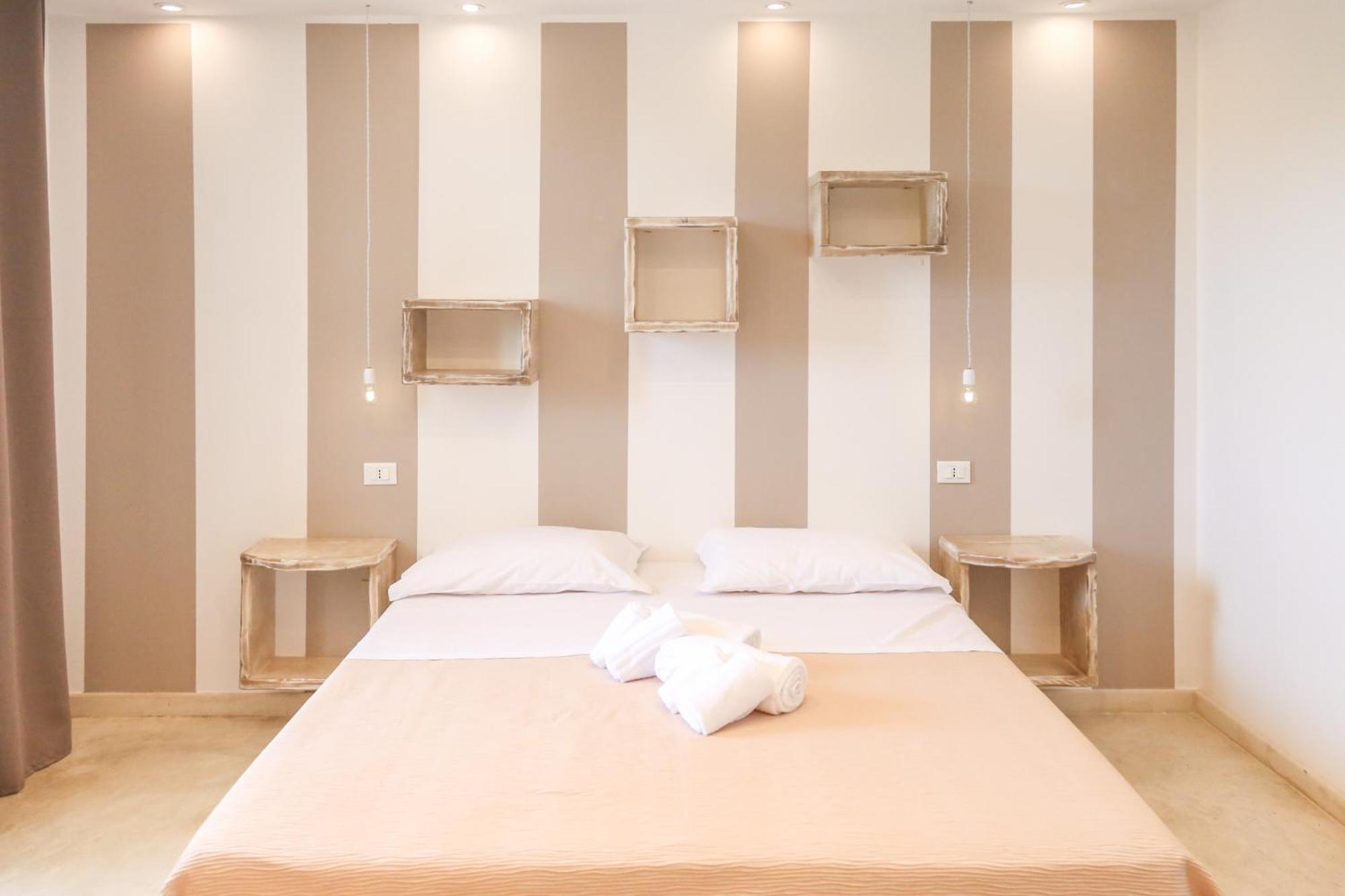 Blue And Blue Bed and Breakfast Torre San Giovanni Buitenkant foto