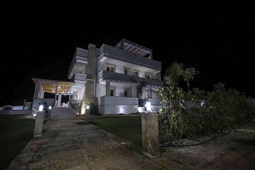 Blue And Blue Bed and Breakfast Torre San Giovanni Buitenkant foto