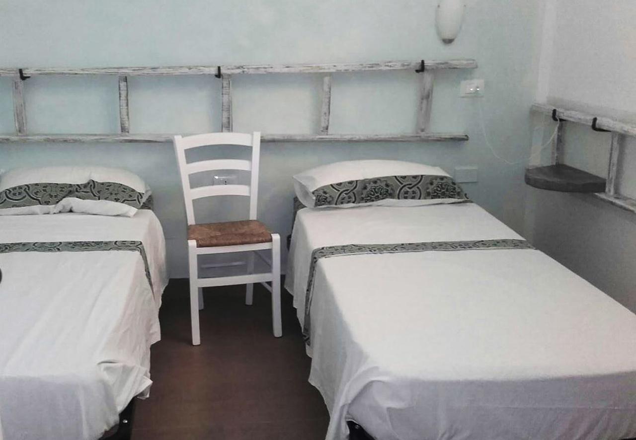 Blue And Blue Bed and Breakfast Torre San Giovanni Buitenkant foto